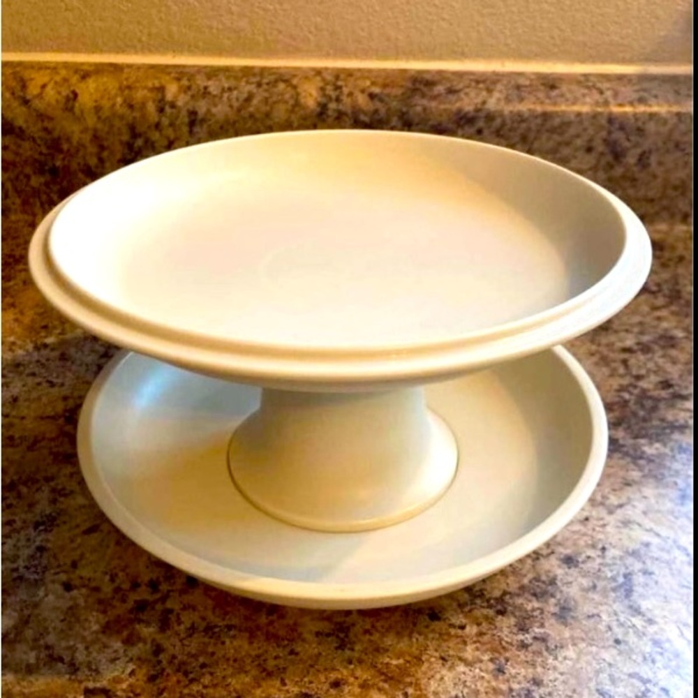 Vintage Tupperware Small Food Stand